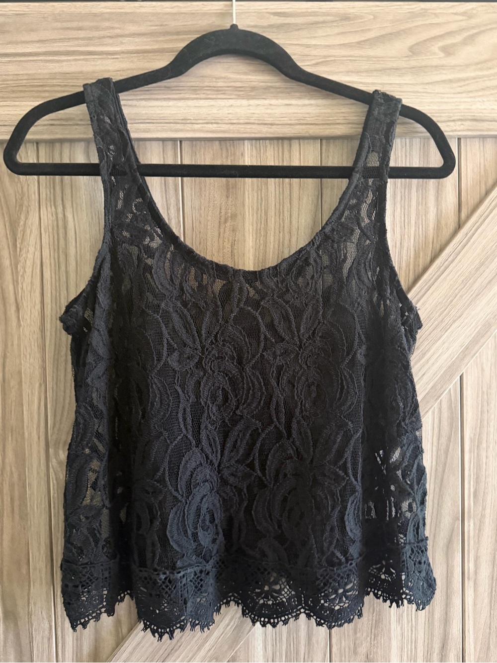 Black Lace Sleeveless Crop Top